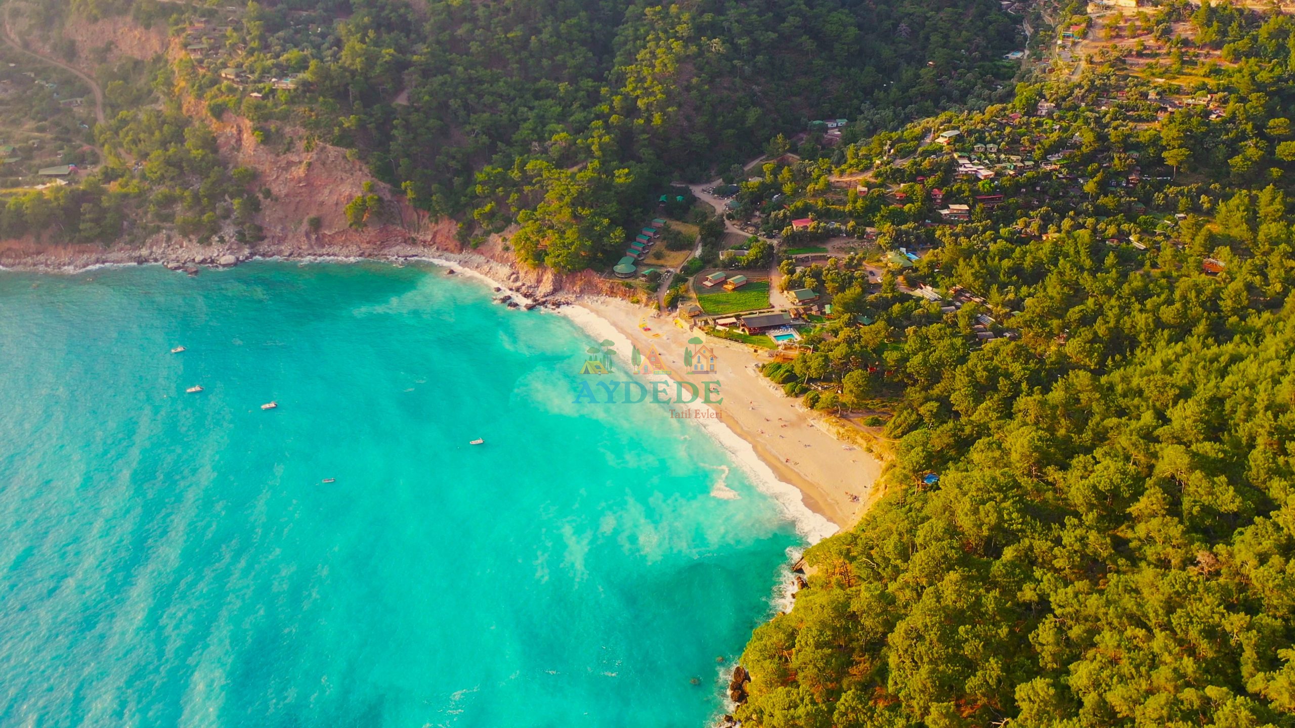 Kabak Koyu Rehberi: Nasıl Gidilir, Kamp mı Villa mı?