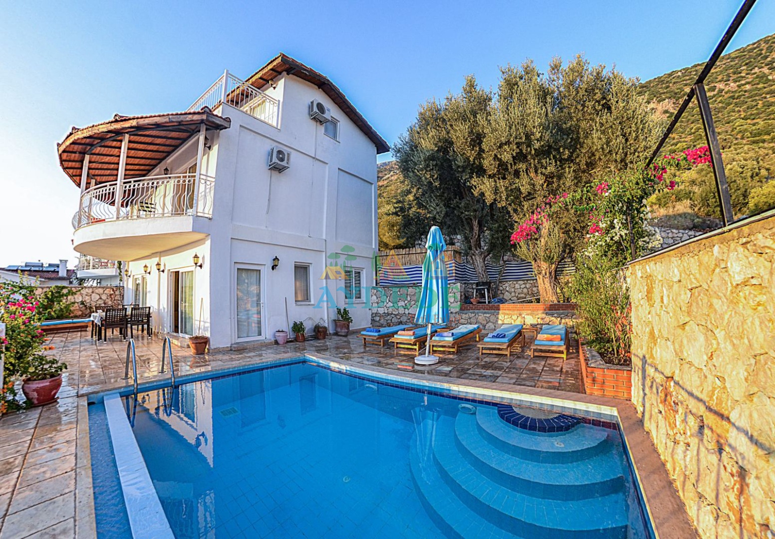  Villa Cotto