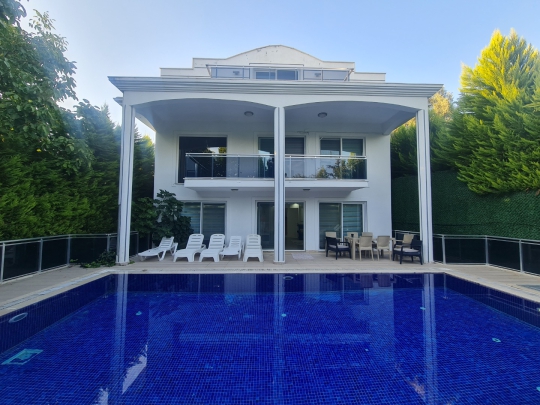 Villa Hera | Fethiye Yakaköy 15 Kişilik 6+1 Villa 