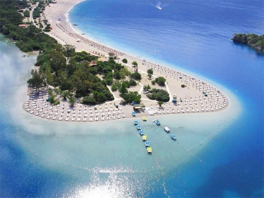 Ölüdeniz’de Villa Tatili: Mavi Lagün ve Özel Havuz Keyfi