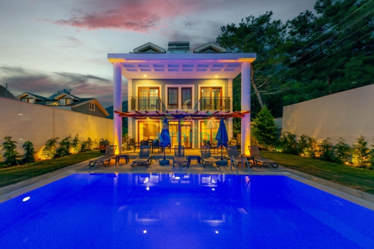 Güvenilir Villa Kiralama Sitesi Nasıl Anlaşılır? 7 Kritik Kontrol Listesi