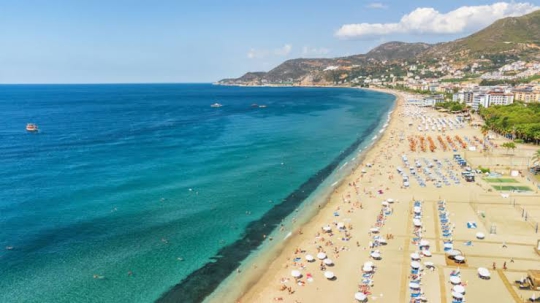 Kleopatra Plajı Alanya: Nerede, Nasıl Gidilir, Ücretli mi?