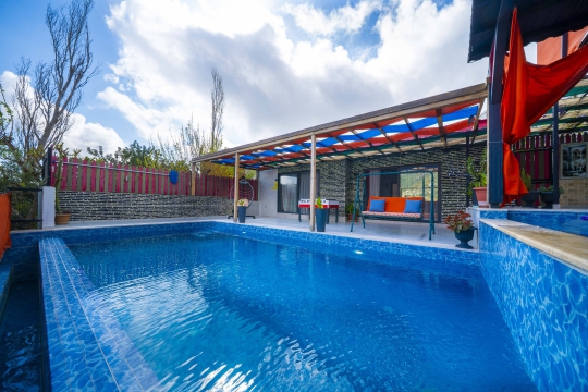 Villa Kara 1 Kalkan İslamlar özel yüzme havuzu ve güneşlenme alanı