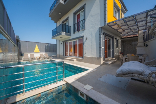 Fethiye Karaçulha Kiralık Villa Uranüs | 3+1 Özel Havuzlu