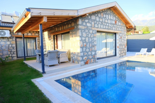 Villa Uçtaş 1 - Seydikemer Arsa Köyü Kiralık Müstakil Havuzlu Villa