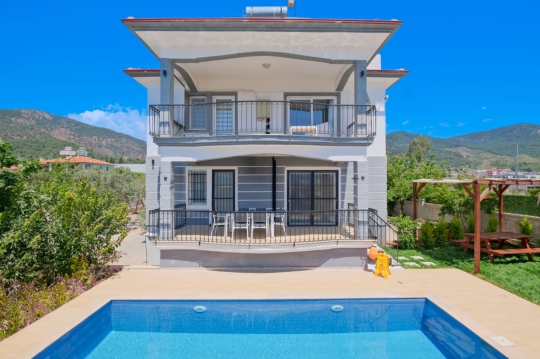 Villa Mina | Fethiye Eldirek 3+1 Jakuzili Kiralık Müstakil Villa