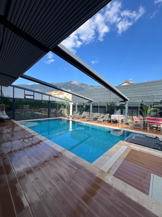 villa gondol kapalı havuz