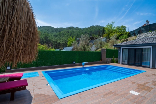 Fethiye Çenger muhafazakâr özel havuz korunaklı villa ece