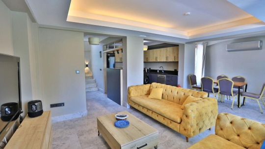 Villa Fatih modern salon ve konforlu oturma alanı görüntüsü