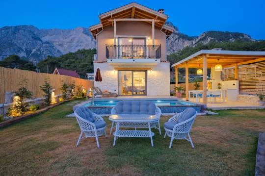 Ametist Villa Dış görünümü