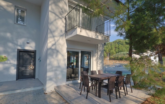 Fethiye Yeşilüzümlü Villa Nera Bloom bahçe ve açık hava oturma alanı