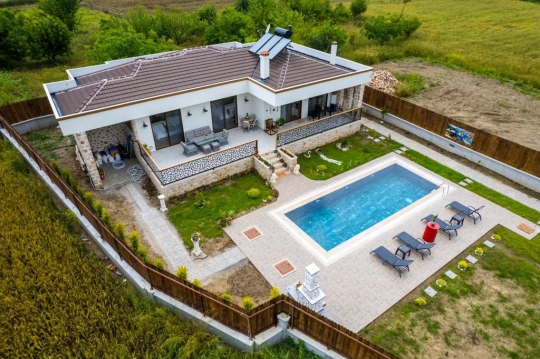 Villa Elisa | Fethiye Yeşilüzümlü Tam Korunaklı Villa | Aydede