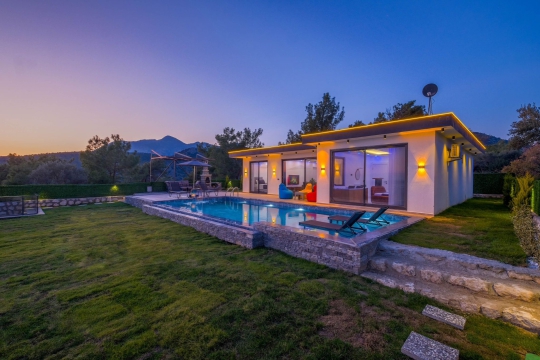 Seydikemer Karadere'de 2+1 villa zuhal dış görünüm