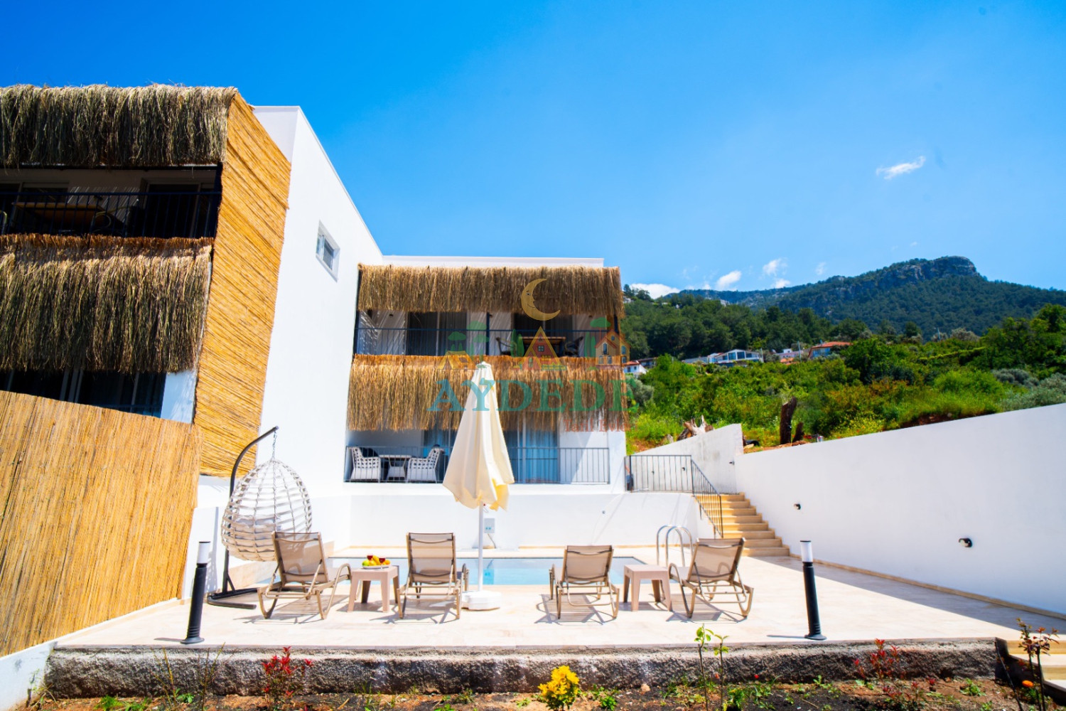 Fethiye Faralya’da deniz manzaralı özel havuzlu Villa Confort 1 dış cephe görünümü