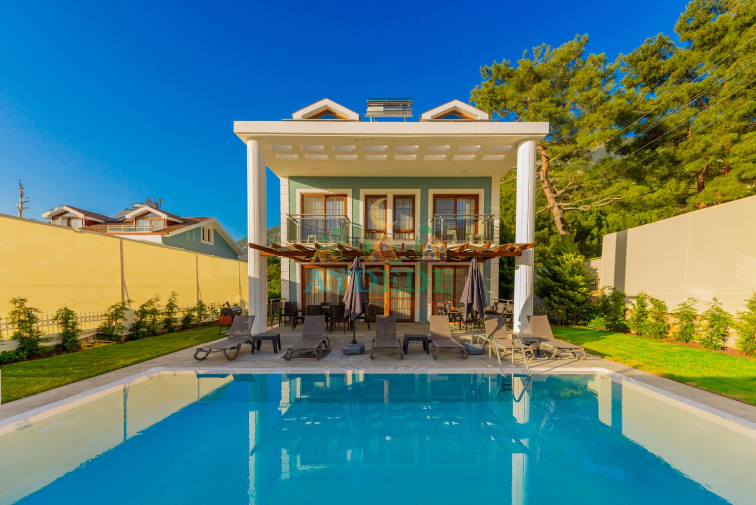 Fethiye Ovacık’ta özel havuzlu Villa Mavi 1 dış görünüm