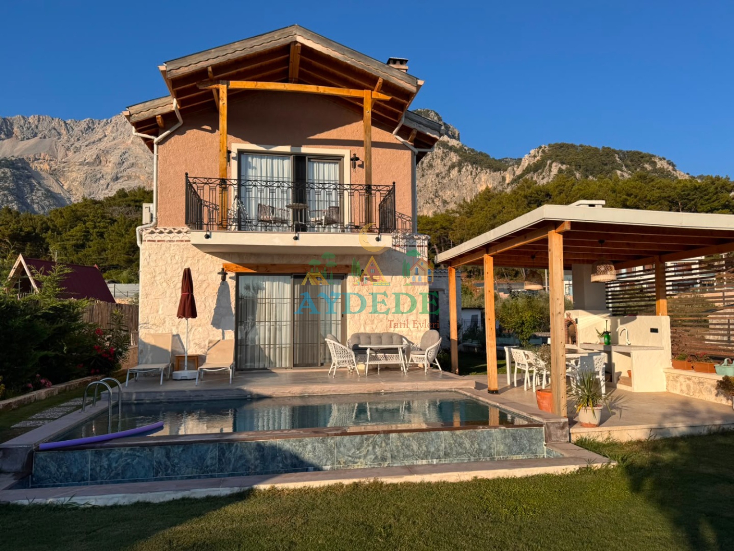 Ametist Villa Dış görünümü