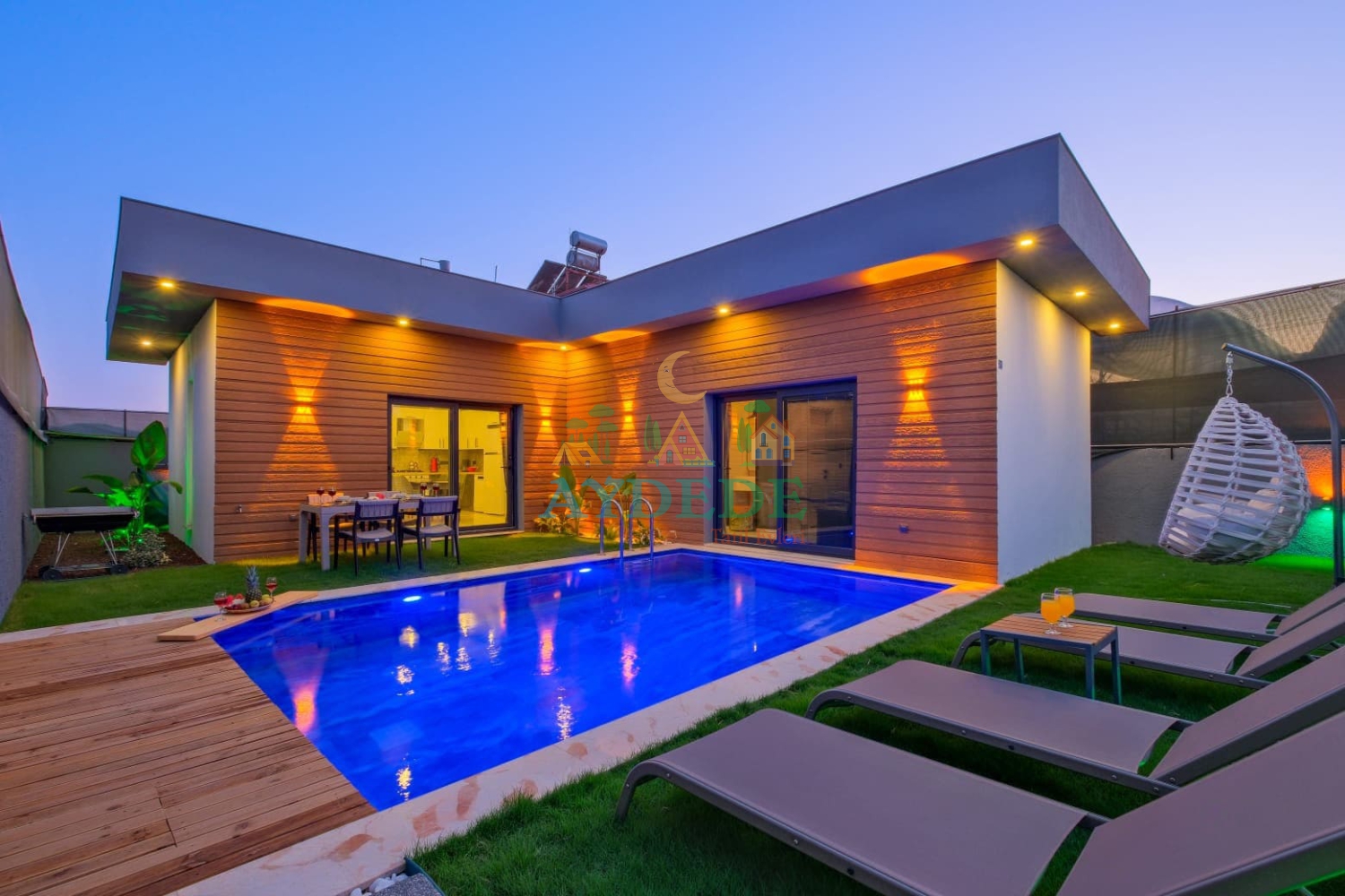 Villa Yakut 4 Fethiye Karaçulha’da özel havuzlu villa dış görünümü